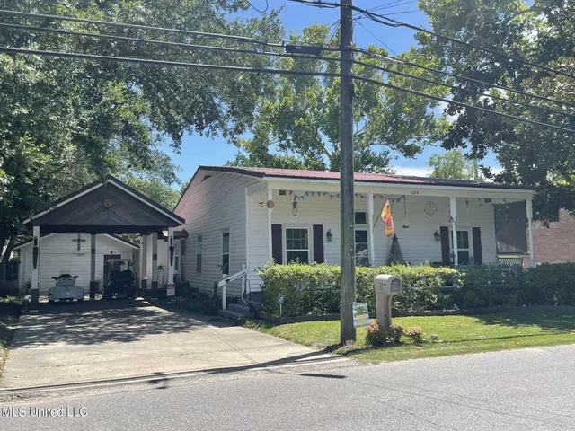$599,500 | 1204 Porter Avenue, Ocean Springs, MS 39564