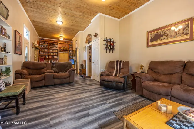 $599,500 | 1204 Porter Avenue, Ocean Springs, MS 39564