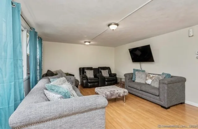 $84,900 | 25 Liberty Street, Unit E, New Haven, CT 06519