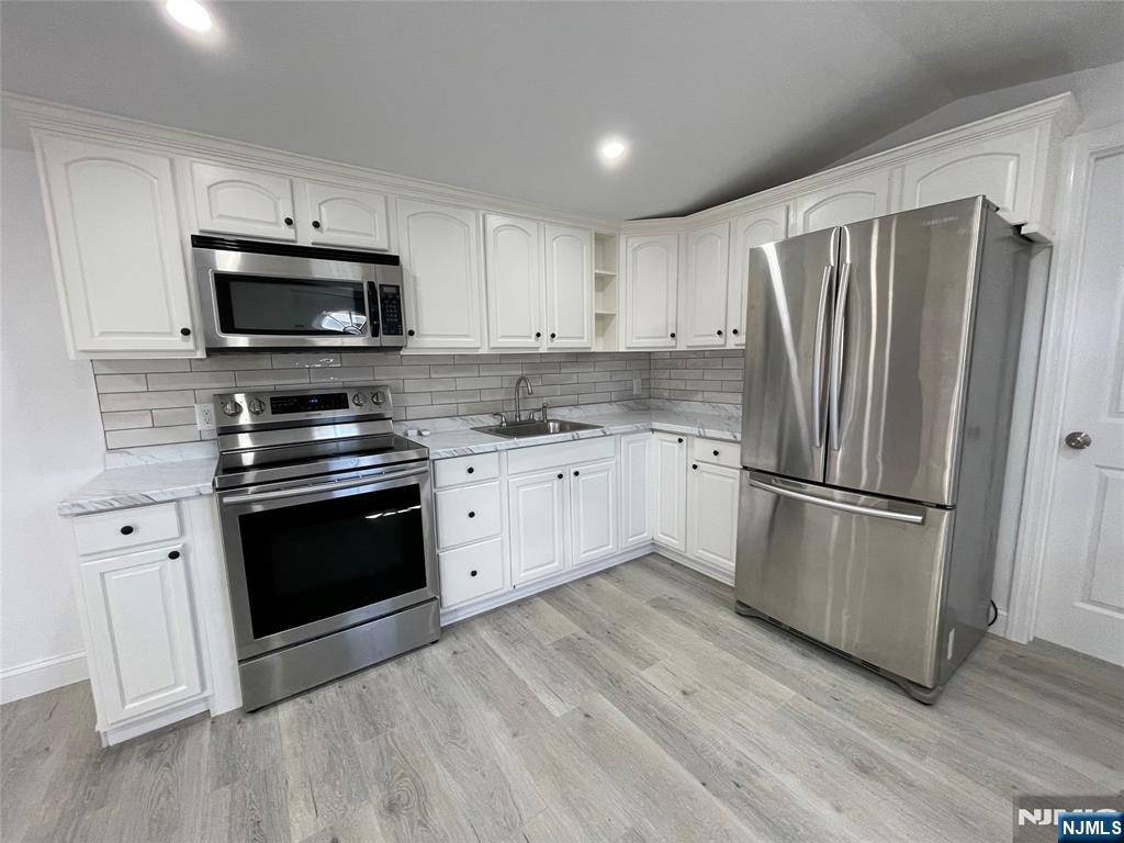 10 3rd Street Wayne, NJ 07470 - Photo 12 of 13