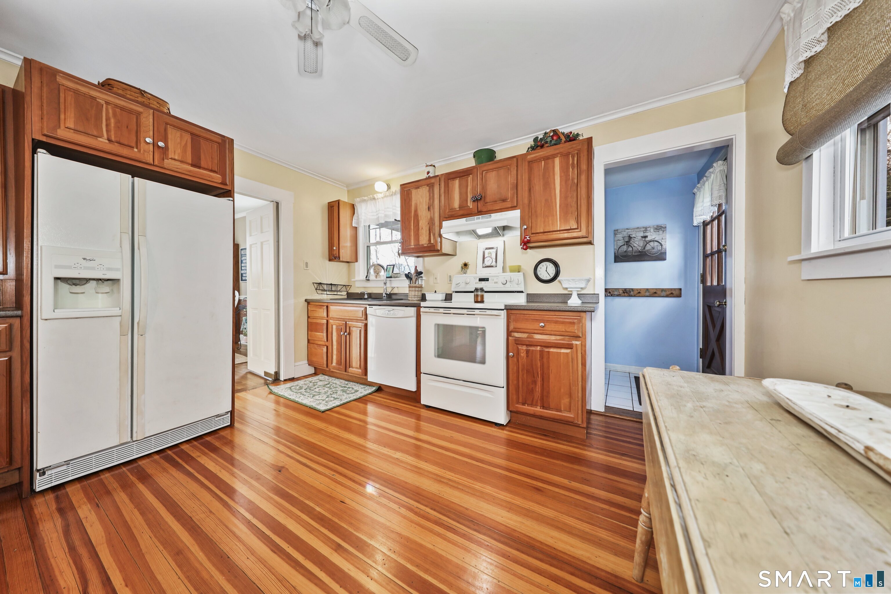 80 Cliff Street Naugatuck, CT 06770 - Photo 12 of 26