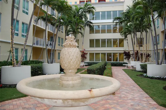 $2,600 | 7350 Southwest 89th Street, Unit 1908S, Miami, FL 33156
