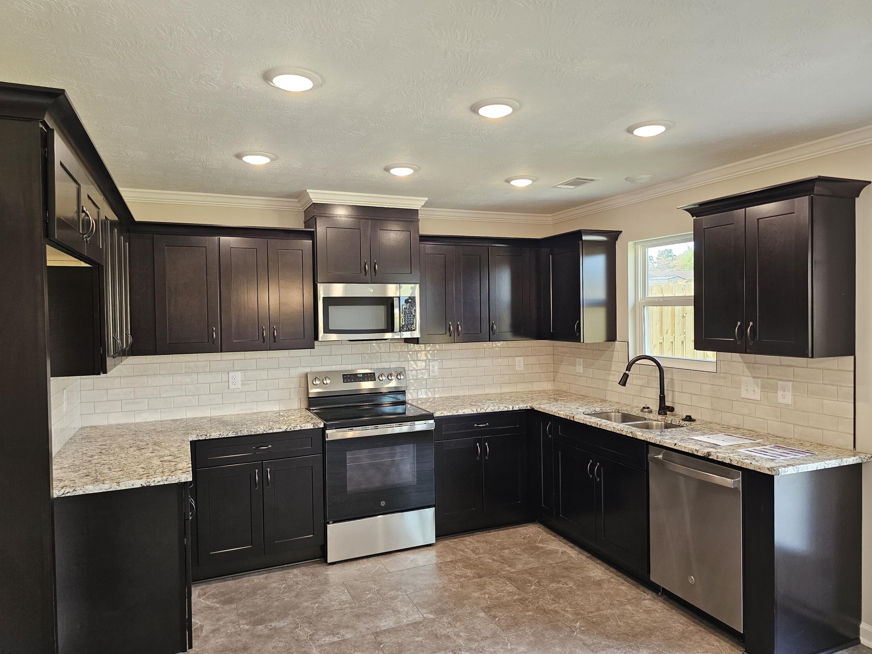 2714 Inverness Drive Hephzibah, GA 30815 - Photo 4 of 16 1000017724