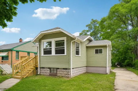 $137,000 | 4758 North 49th Street, Milwaukee, WI 53218