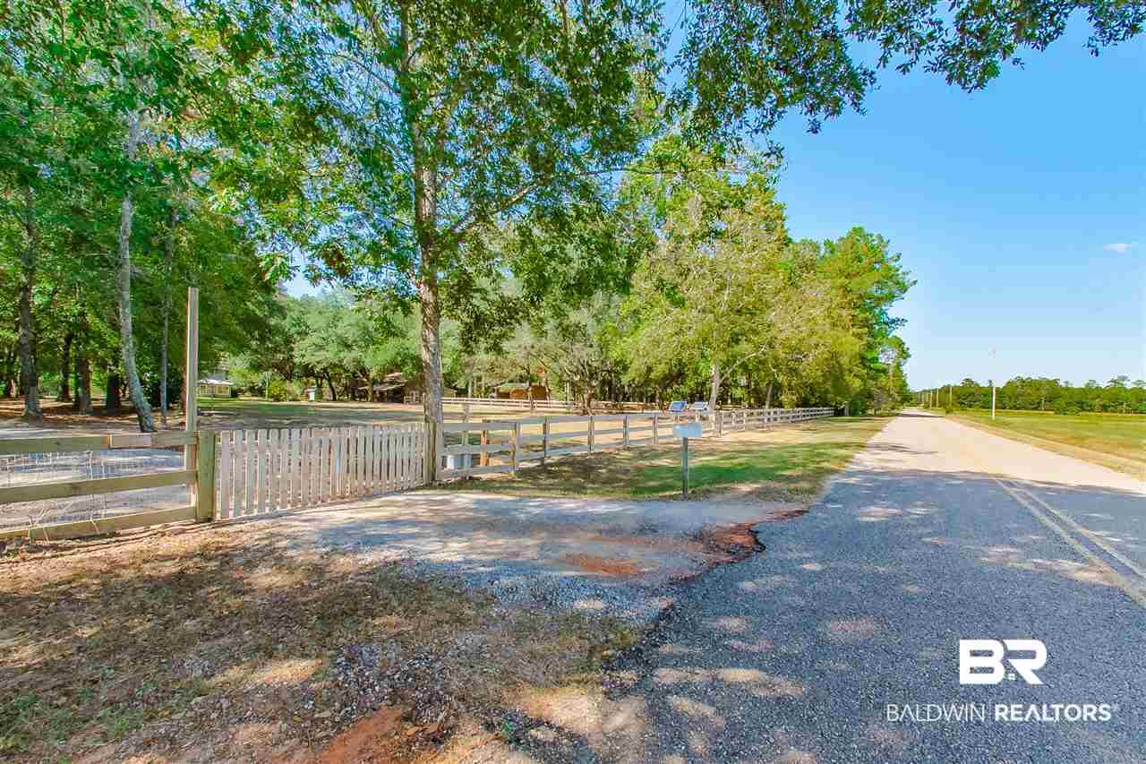 18743 Heidelberg Road Silverhill, AL 36576 - Photo 2 of 49