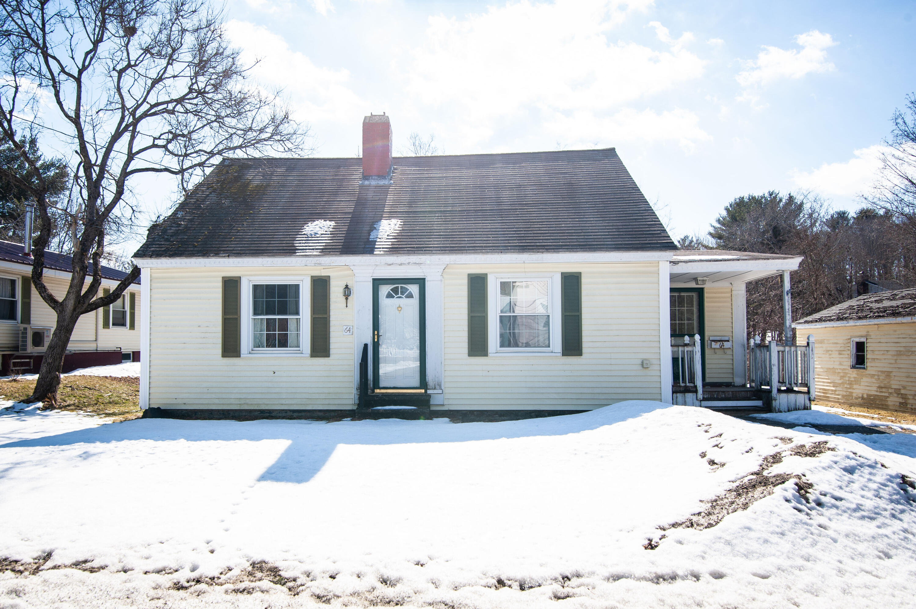 64 Pine Street Old Town, ME 04468 - Photo 2 of 30 30