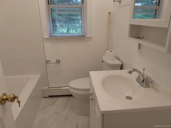 $1,580 | 10 Elm Street, Unit A, Westbrookville, NY 12785