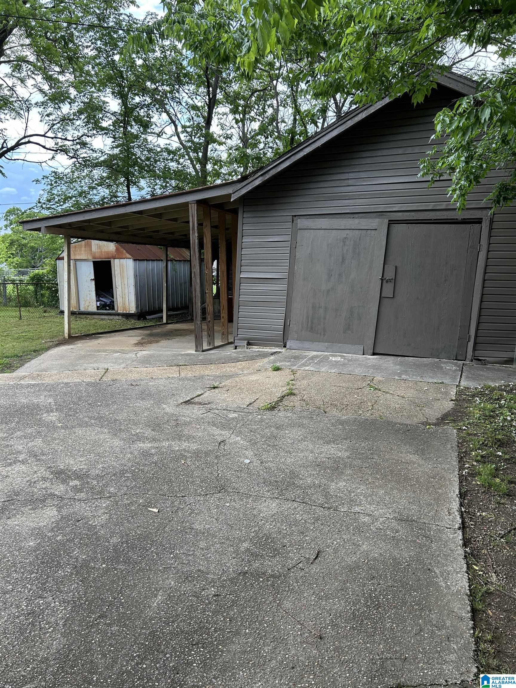 1360 Prosch Avenue Birmingham, AL 35217 - Photo 5 of 25