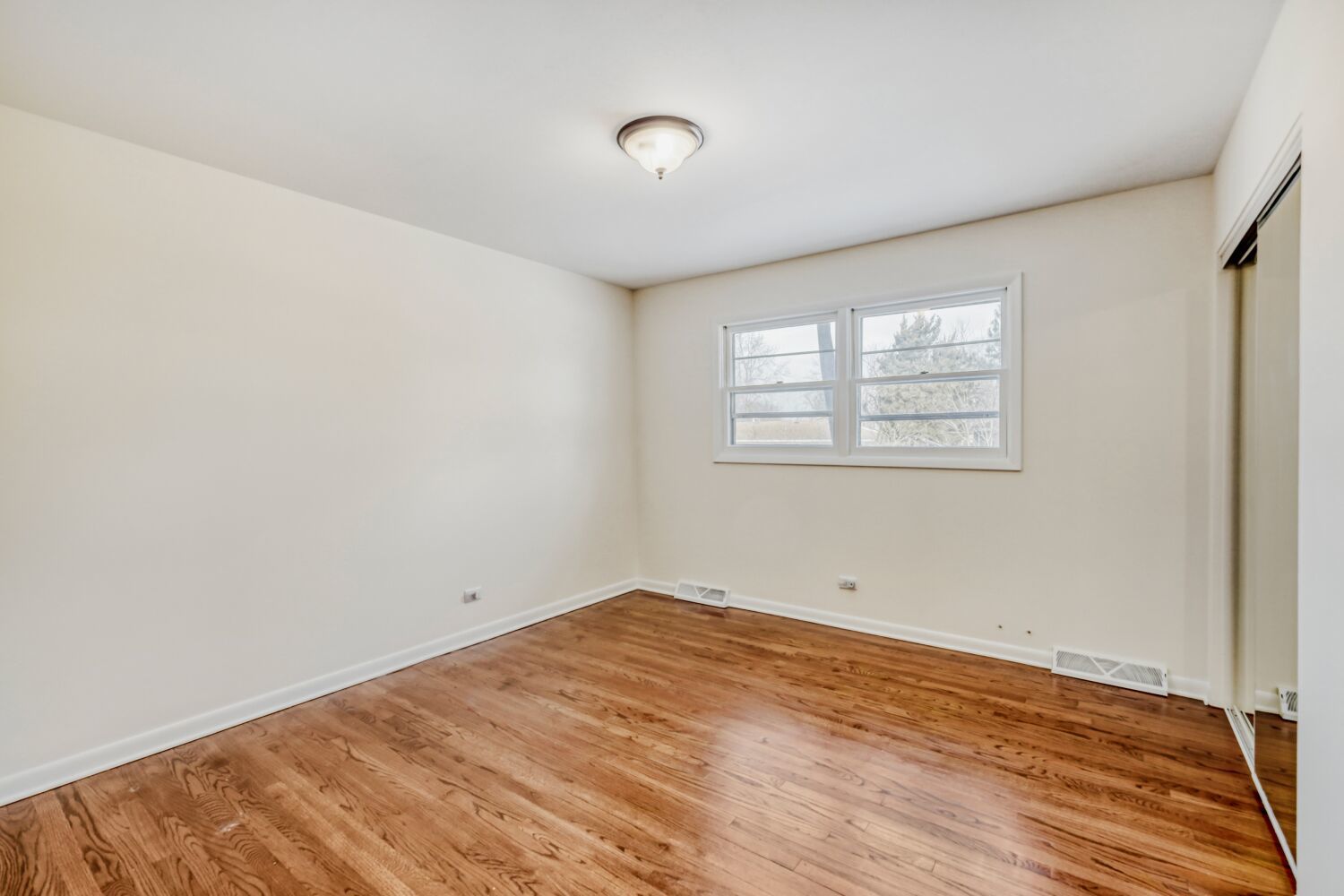 1630 Maple Lane Elgin, IL 60123 - Photo 19 of 21