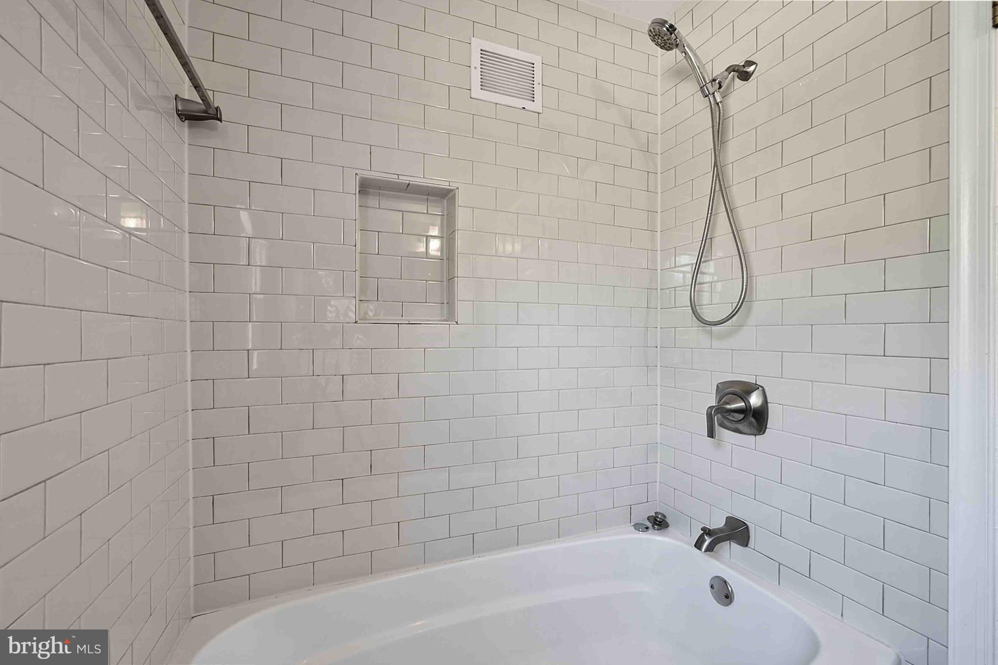 3713 1st Road South Arlington, VA 22204 - Photo 35 of 58 Gallery Image 35