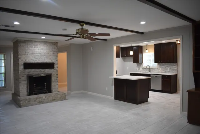 $2,050 | 3110 Springhill Drive, Missouri City, TX 77459