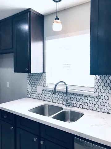 $2,050 | 3110 Springhill Drive, Missouri City, TX 77459