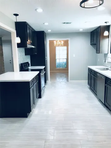 $2,050 | 3110 Springhill Drive, Missouri City, TX 77459