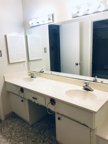 $2,050 | 3110 Springhill Drive, Missouri City, TX 77459