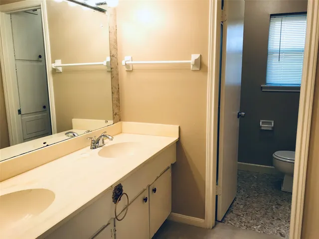 $2,050 | 3110 Springhill Drive, Missouri City, TX 77459