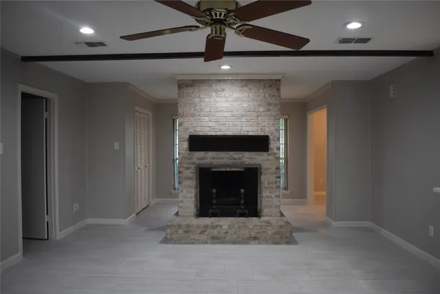 $2,050 | 3110 Springhill Drive, Missouri City, TX 77459