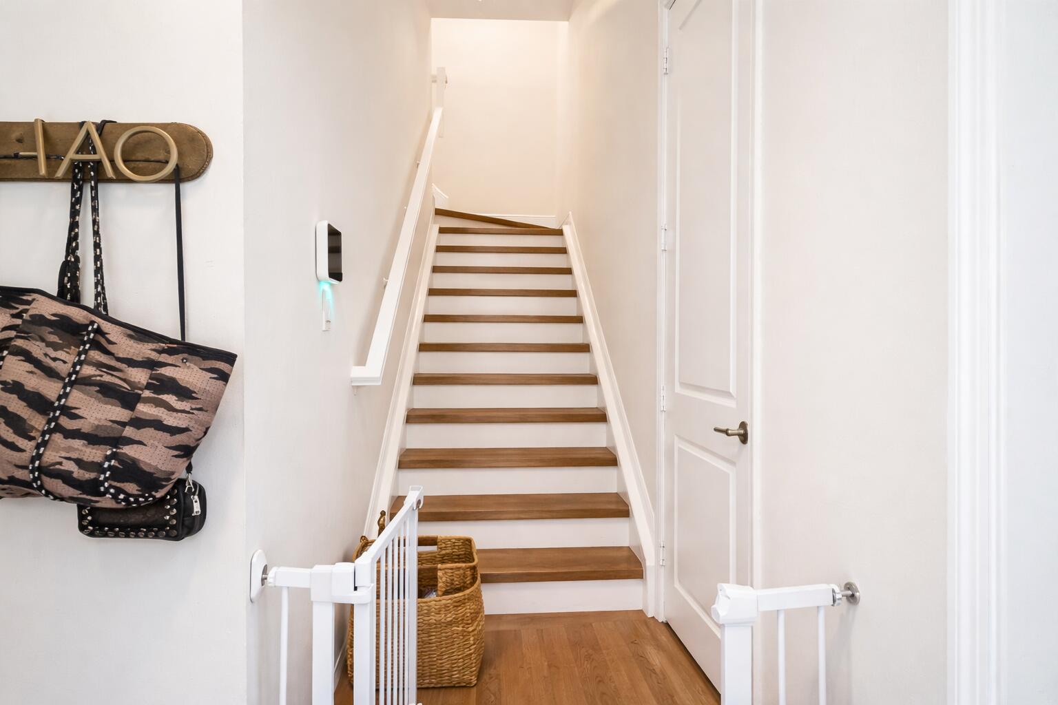 1104 Rio Court Deerfield Beach, FL 33064 - Photo 2 of 30 53AC4106-83B4-41D8-B29A-6965618B2518