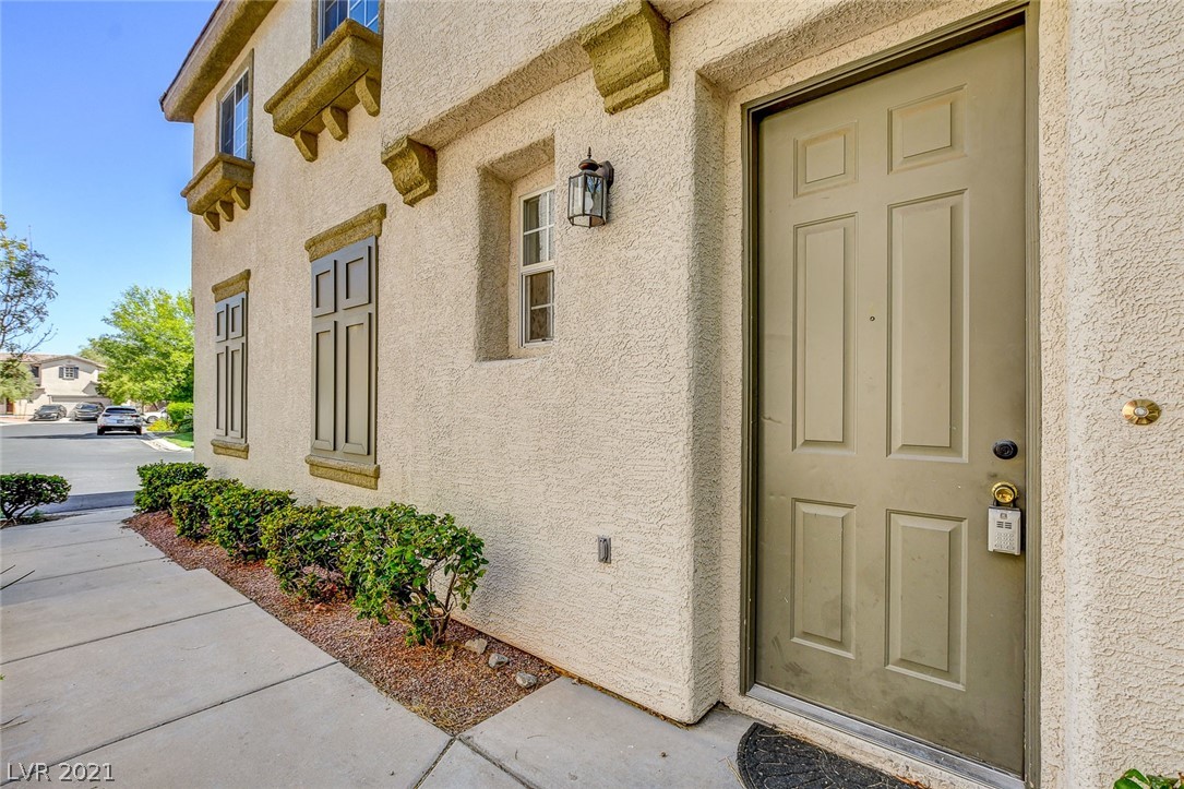 1244 El Cielo Circle Henderson, NV 89074 - Photo 4 of 42