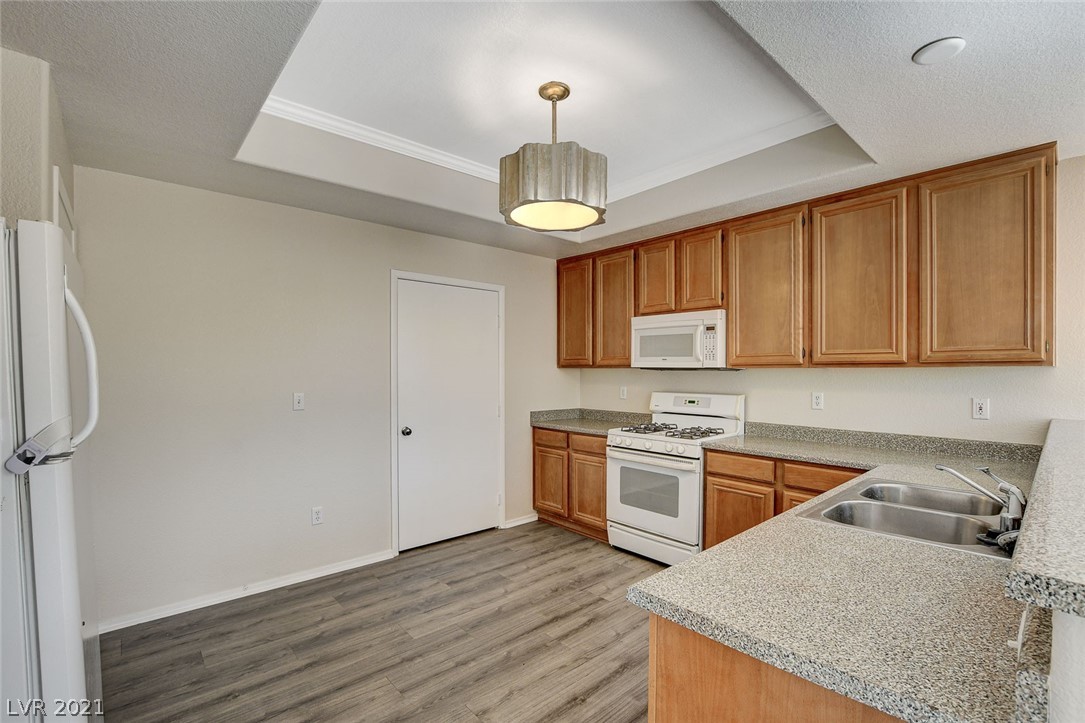 1244 El Cielo Circle Henderson, NV 89074 - Photo 10 of 42