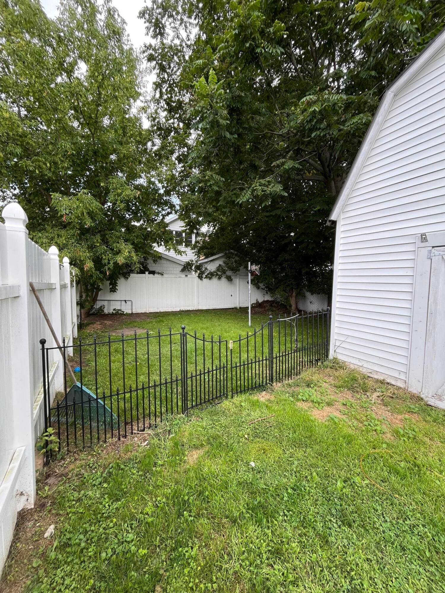 69 Champlain Street Plattsburgh, NY 12901 - Photo 17 of 22 Gallery Image 17