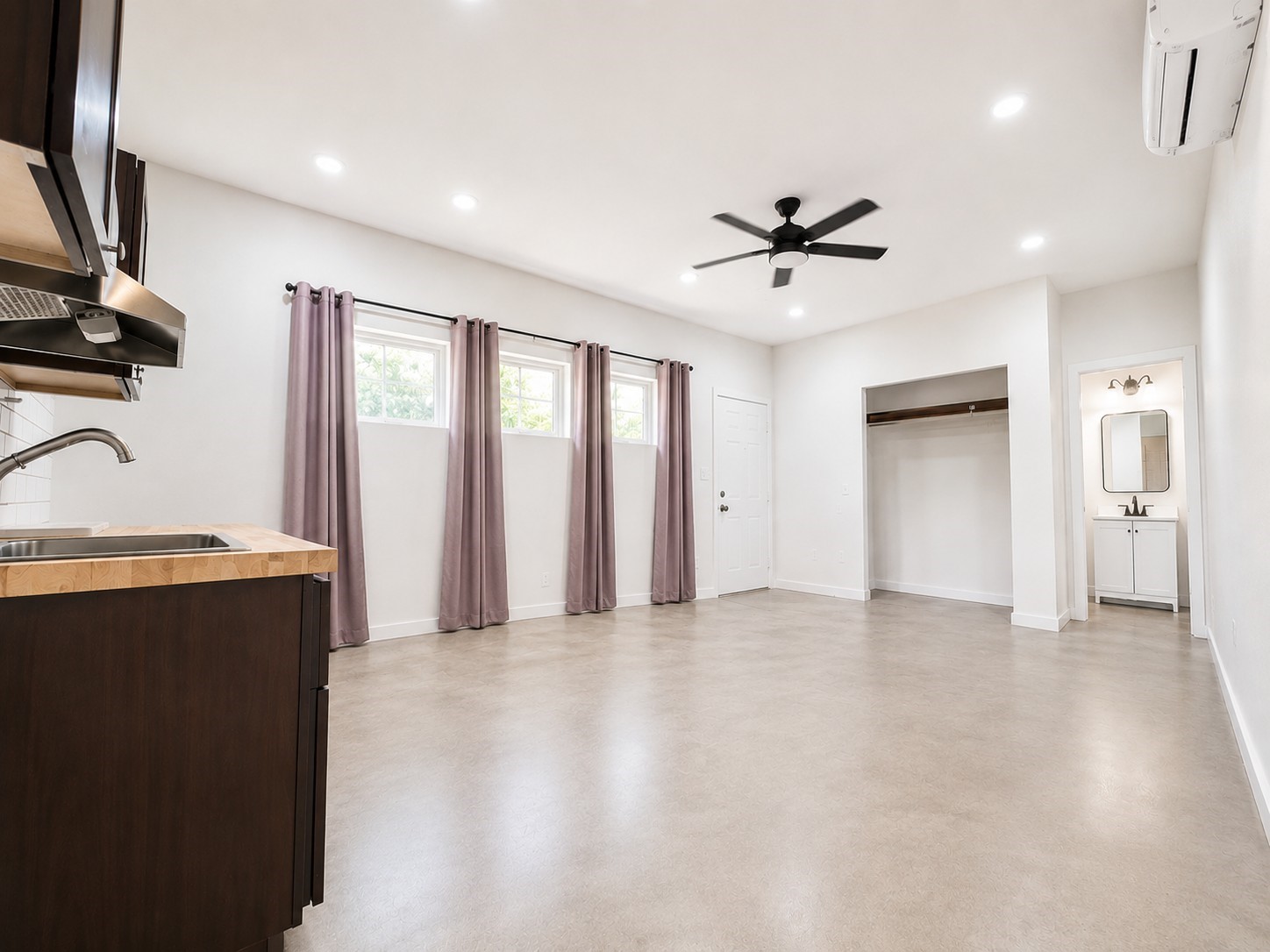 1020 10th Street Hempstead, TX 77445 - Photo 10 of 16 Large bedroom with ensuite bathroom