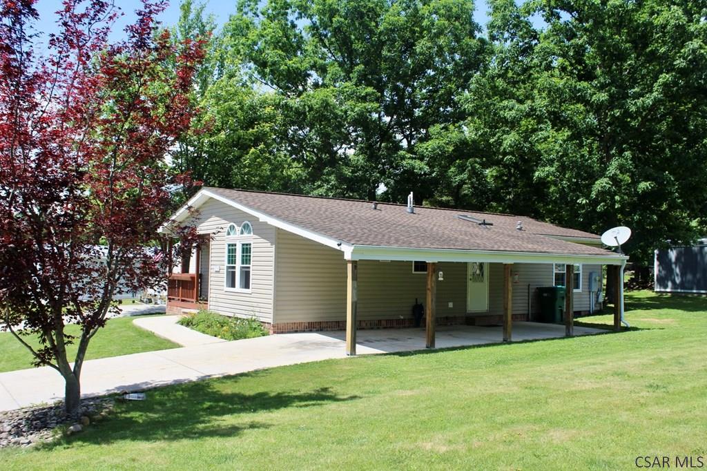 806 Center Street Boswell, PA 15531 - Photo 2 of 25