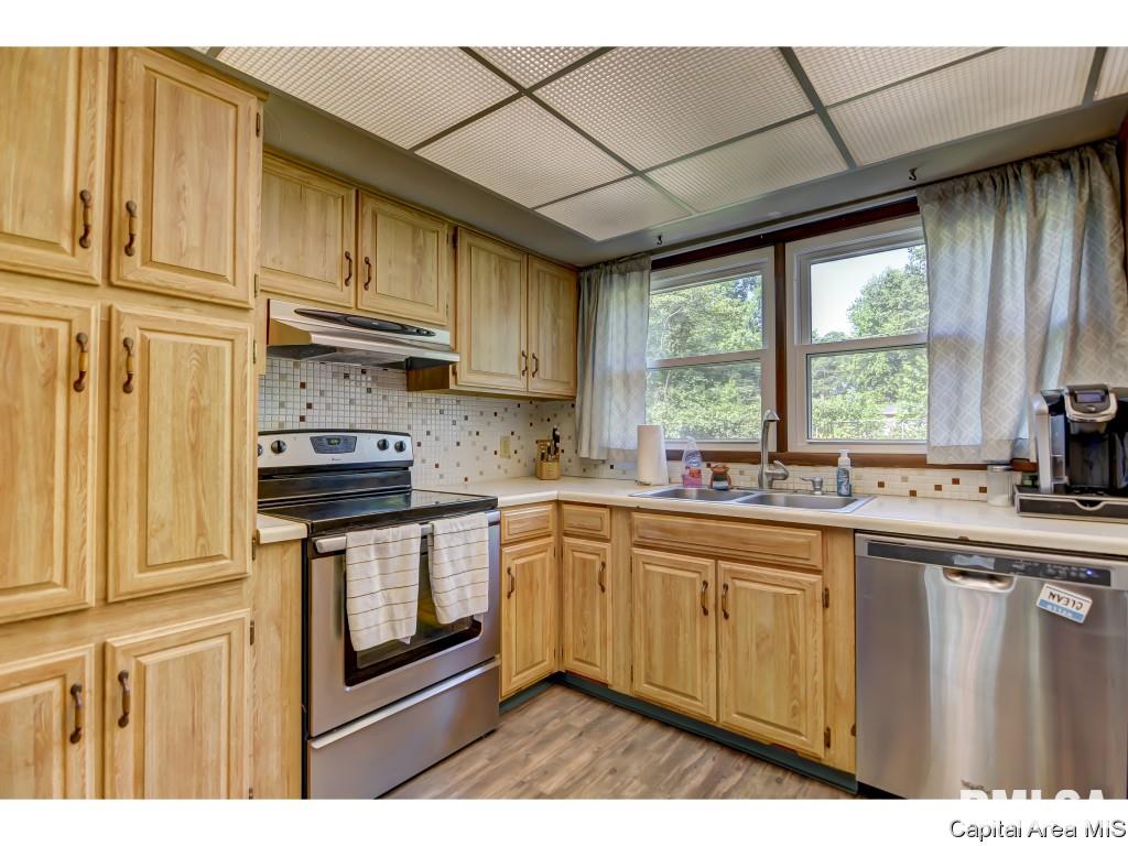 29 Ridgeview Drive Springfield, IL 62711 - Photo 11 of 25