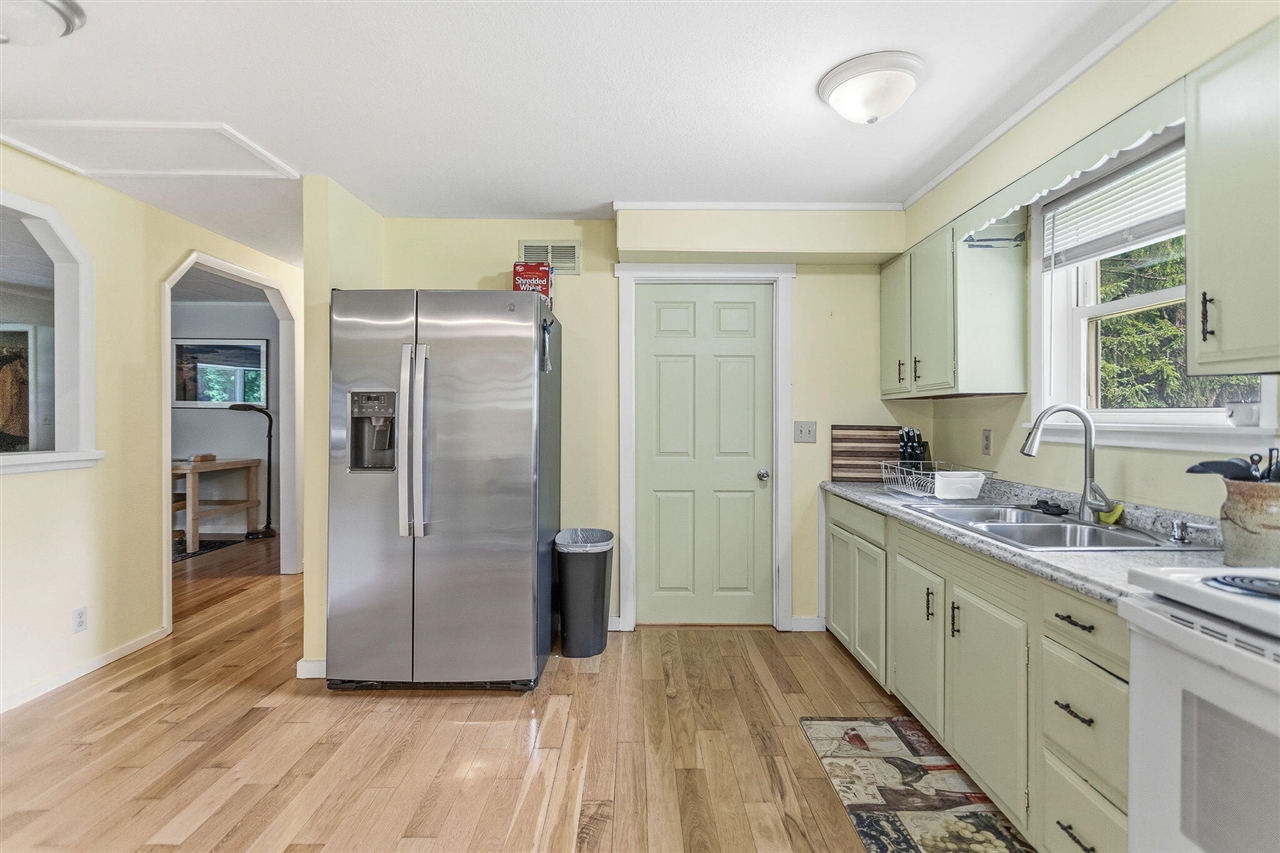 2718 Coloma Road Benton Harbor, MI 49022 - Photo 19 of 55