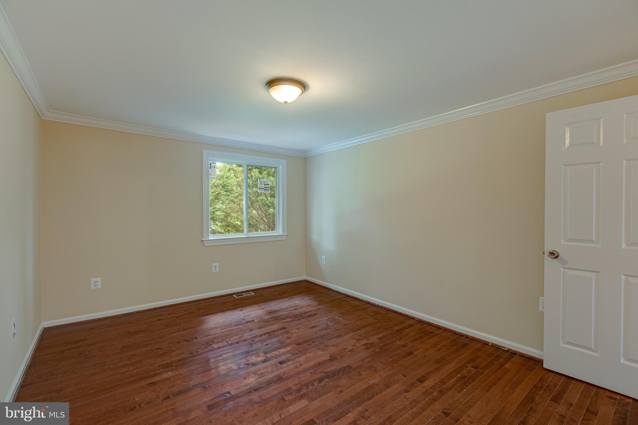 188 North Cottage Road Sterling, VA 20164 - Photo 32 of 35 Bedroom 4
