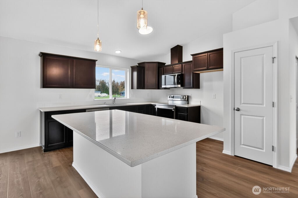 72 Lange Lane Sequim, WA 98382 - Photo 5 of 40