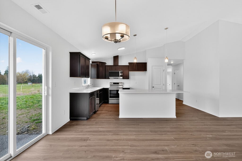72 Lange Lane Sequim, WA 98382 - Photo 10 of 40