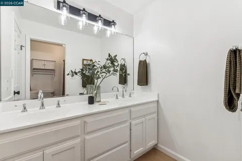 $1,899,000 | 30 Sugar Pine Lane, Danville, CA 94506