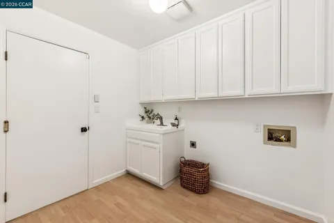 $1,899,000 | 30 Sugar Pine Lane, Danville, CA 94506