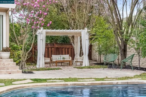 $1,899,000 | 30 Sugar Pine Lane, Danville, CA 94506