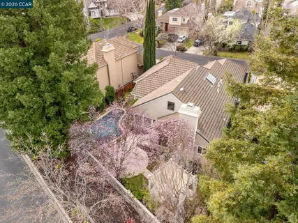 $1,899,000 | 30 Sugar Pine Lane, Danville, CA 94506