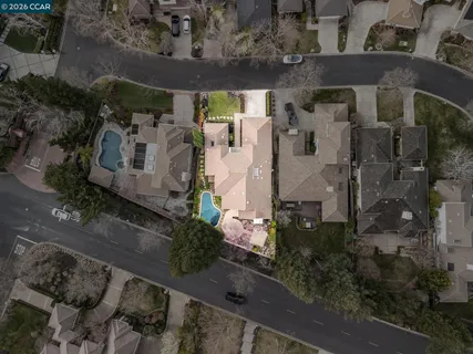 $1,899,000 | 30 Sugar Pine Lane, Danville, CA 94506