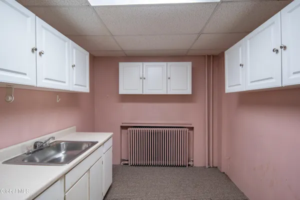 $420,000 | 184 Central Avenue, Albany, NY 12206