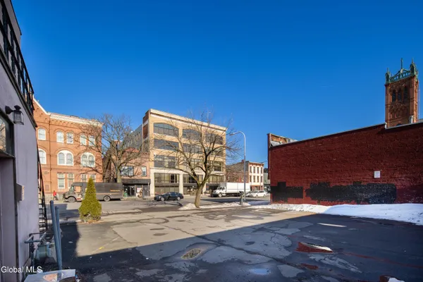 $420,000 | 184 Central Avenue, Albany, NY 12206