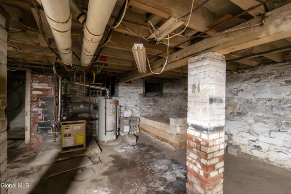 $420,000 | 184 Central Avenue, Albany, NY 12206
