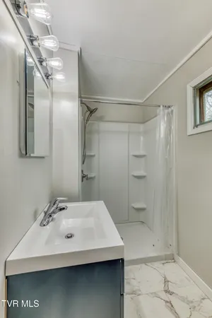 $234,000 | 441 Mimosa Street, Mount Carmel, TN 37645