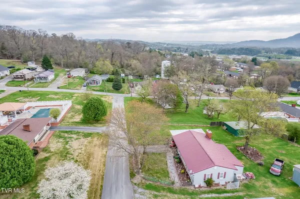$234,000 | 441 Mimosa Street, Mount Carmel, TN 37645