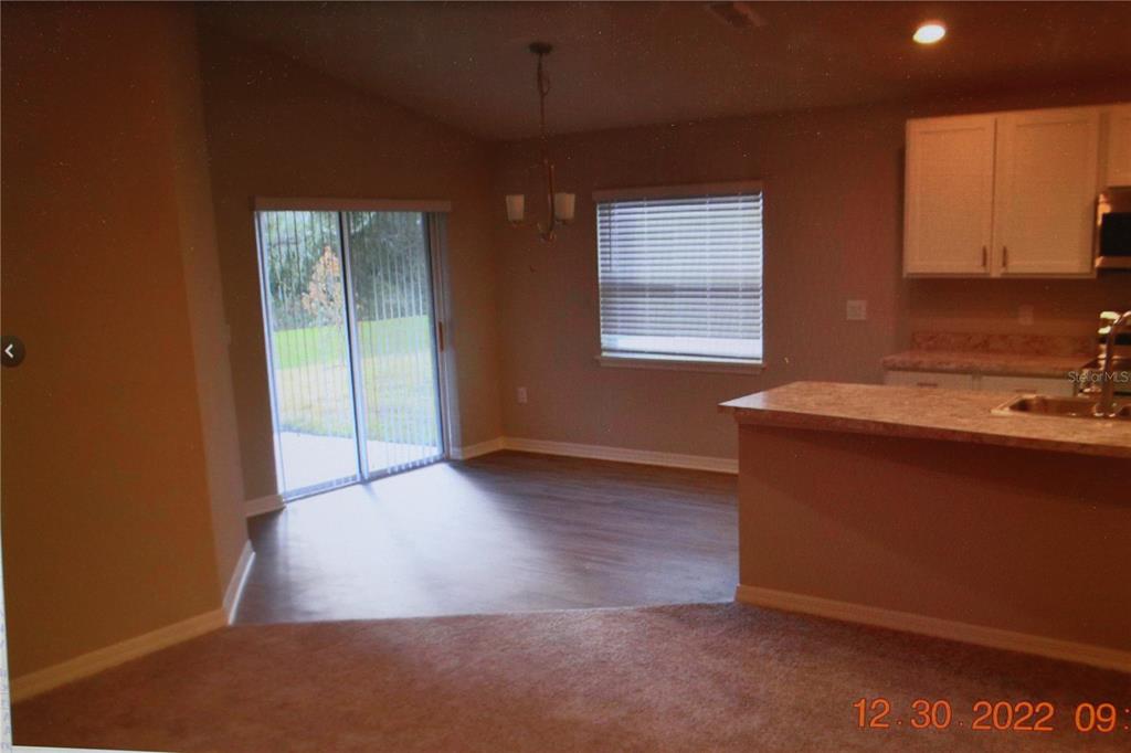 7172 Twisting Pines Loop Zephyrhills, FL 33541 - Photo 5 of 7