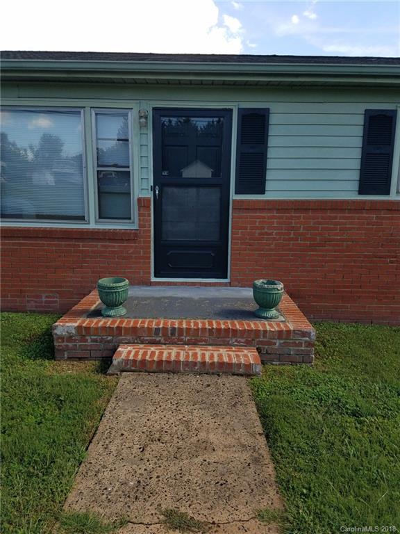1104 Hickory Grove Road Gastonia, NC 28056 - Photo 3 of 8 Gallery Image 3