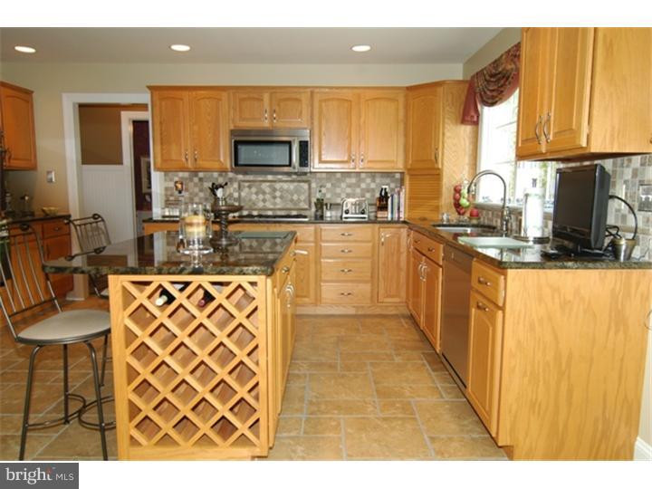 2905 Cotswold Road Reading, PA 19608 - Photo 12 of 25 Gallery Image 12