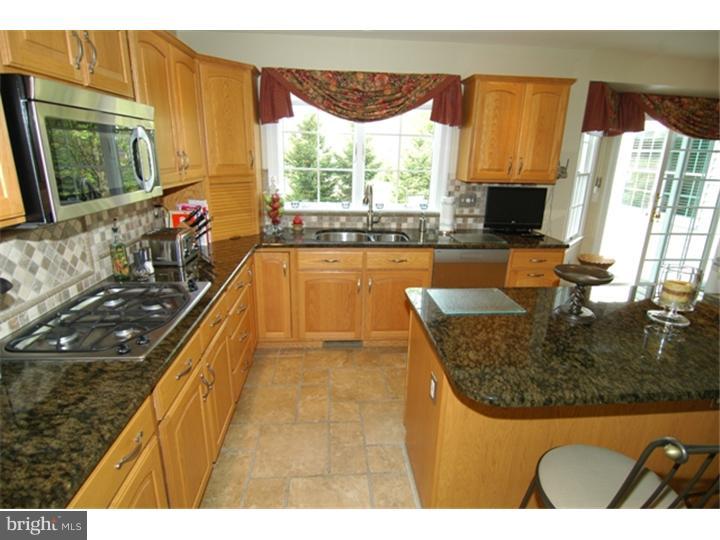 2905 Cotswold Road Reading, PA 19608 - Photo 13 of 25 Gallery Image 13