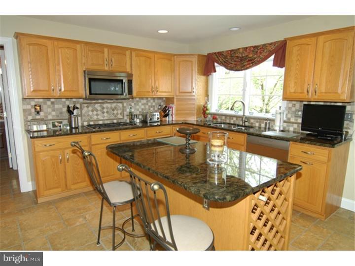 2905 Cotswold Road Reading, PA 19608 - Photo 14 of 25 Gallery Image 14