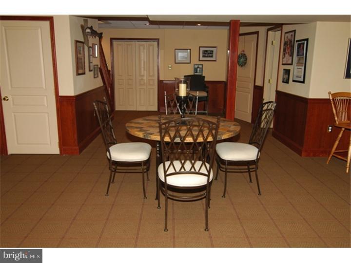 2905 Cotswold Road Reading, PA 19608 - Photo 19 of 25 Gallery Image 19