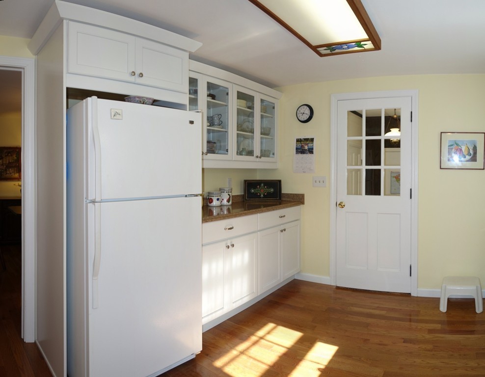 511 Turners Falls Road Montague, MA 01351 - Photo 9 of 28 Gallery Image 9