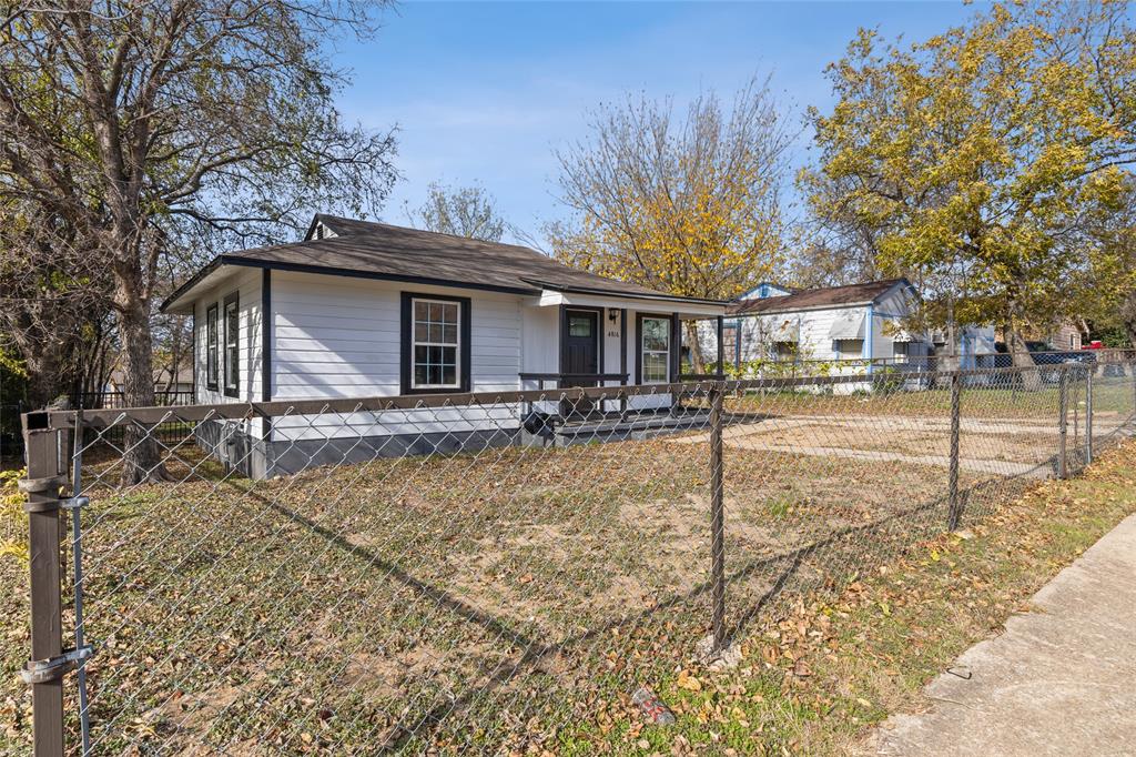 4816 Foard Street Fort Worth, TX 76119 - Photo 3 of 25 a backyard of a house with table and chairs