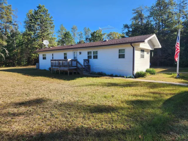 $159,900 | 1626 8th Drive, Friendship, WI 53934